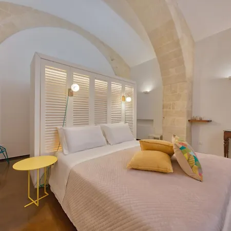 Bed and breakfast Palazzo Persone Dimora Storica 4*