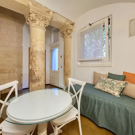 Palazzo Persone Dimora Storica Bed and breakfast Lecce