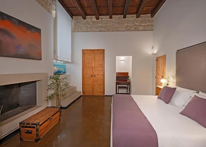 Palazzo Persone Dimora Storica 4*