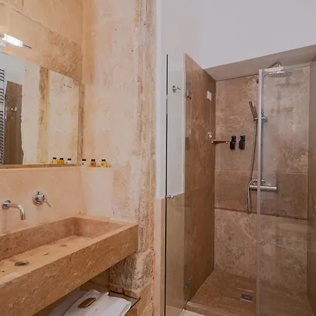 Palazzo Persone Dimora Storica 4*