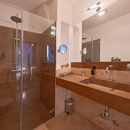 Palazzo Persone Dimora Storica