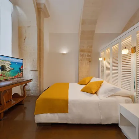 Bed & Breakfast Vico Dei Bolognesi Palazzo Personè Lecce