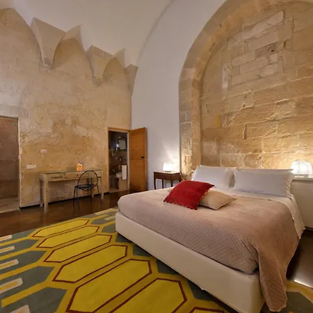 Alojamento de Acomodação e Pequeno-almoço Palazzo Persone Dimora Storica Lecce