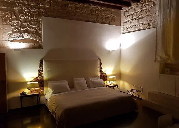 Palazzo Persone Dimora Storica Alojamento de Acomodação e Pequeno-almoço