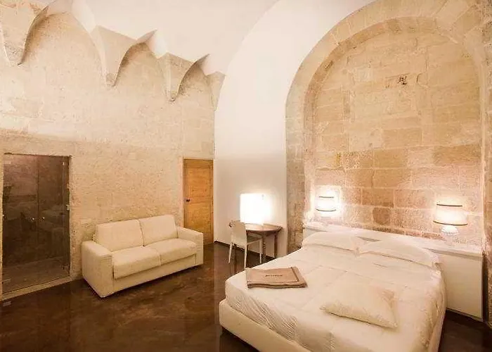 Alojamento de Acomodação e Pequeno-almoço Palazzo Persone Dimora Storica Lecce