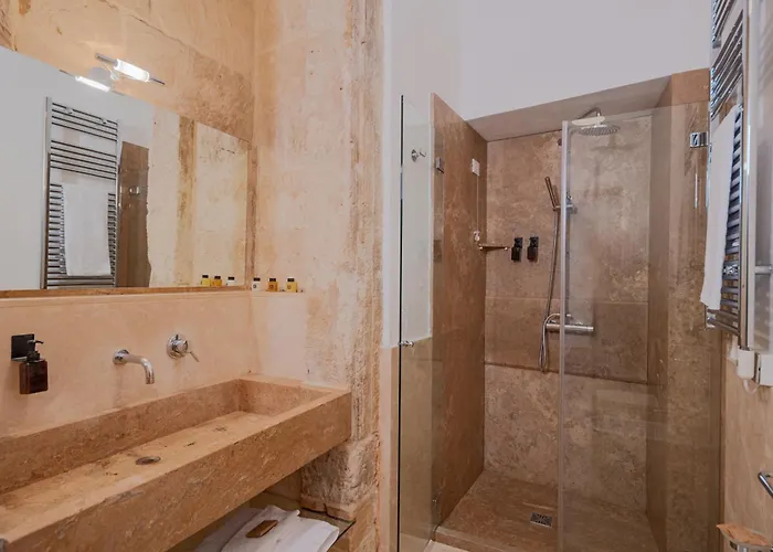 Palazzo Persone Dimora Storica 4*