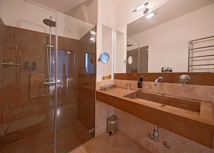 Palazzo Persone Dimora Storica