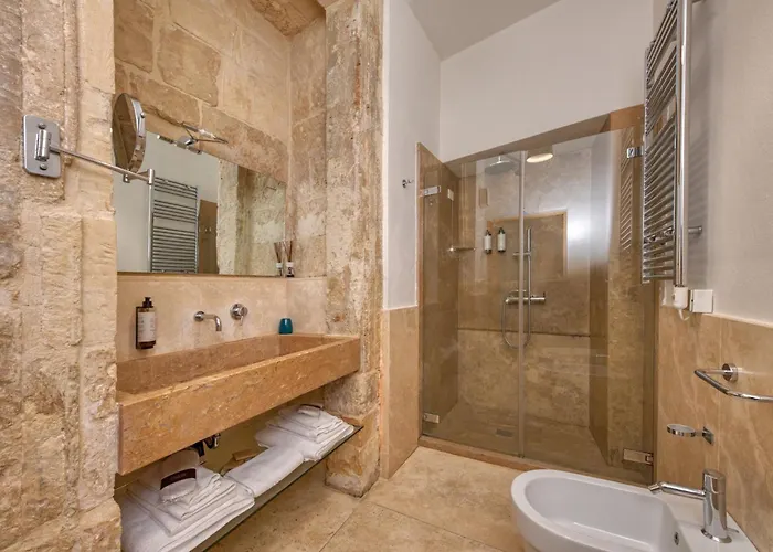 Palazzo Persone Dimora Storica 4*