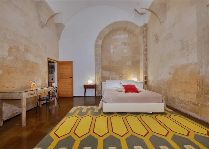 Palazzo Persone Dimora Storica Lecce